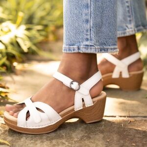 Dansko Season White Leather Ankle Strap Open Toe Sandal Clogs
